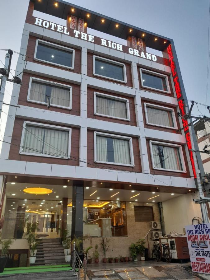 Hotel Taste Of India Agra  Exteriör bild